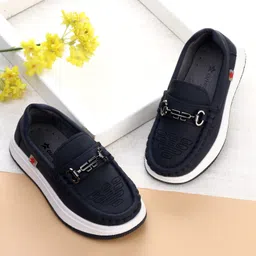 Cute Walk by Babyhug Formal Shoes With Textured Design - Navy Blue-picture-21