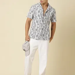 Joven Men Cuban Collar Abstract Printed Cotton Casual Shirt image 3