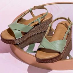 Inc.5 Women's Green Back Strap Wedges-picture-39