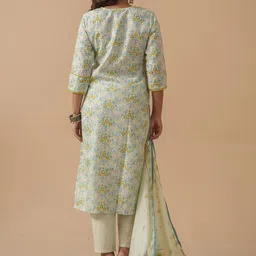 House of Pataudi Floral Printed & Embroidered Kurta With Trousers & Dupatta image 5