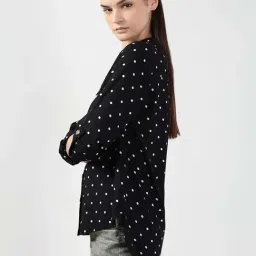 Vero Moda Black Regular Fit Printed Shirt image 3