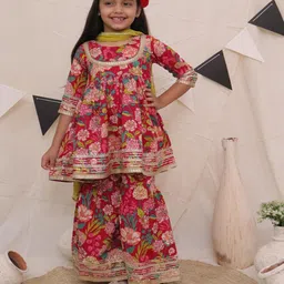 Ka-mee Cotton Woven Three Fourth Sleeves Floral Printed Gota Lace Embellished Kurti & Sharara With Dupatta Set - Red image 5
