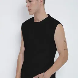 SHOWOFFFF Black Cotton Solid Regular Fit T-Shirt image 2