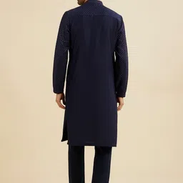 Manyavar Floral Embroidered Mandarin Collar Sequinned Straight Kurta With Pyjamas image 4
