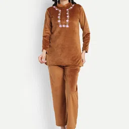 FNOCKS Floral Embroidered Mandarin Collar Neck Tunic With Trousers Co-Ords-picture-39