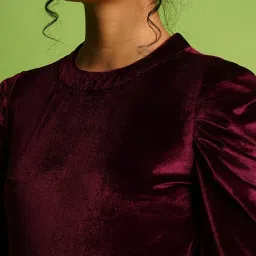 Globus Burgundy Regular Fit Top image 5