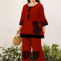 Naida Floral Printed Kurti With Palazzos image 5