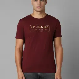 Louis Philippe Maroon Cotton Slim Fit Logo Printed T-Shirt-image-40