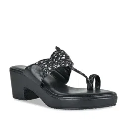Rocia by Regal Women's Black Toe Ring Sandals-picture-17