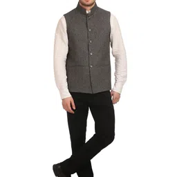 Wintage Black & Off-White Nehru Jacket image 4