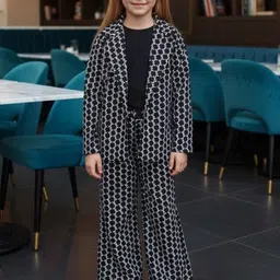 Safehugs Girls Printed T-shirt with Trousers-picture-39