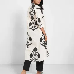 Rangmanch By Pantaloons Antique White Cotton Regular Fit Floral Print Kurta image 2