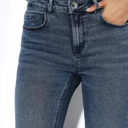 Only Blue Flared Fit High Rise Jeans image 5