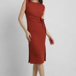 Forever 21 Maroon Slim Fit Bodycon Dress-image-6