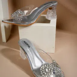 Mozafia Women's Silver Casual Sandals-image-80