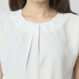 Van Heusen White Plain Top image 5