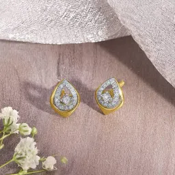 P.N.Gadgil Jewellers 14KT Yellow Gold and Diamond Stud Earring for Women-picture-28