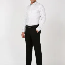 Peter England White Cotton Slim Fit Checks Shirt image 5