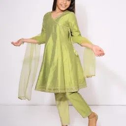 Akkriti by Pantaloons Girls Apple Green Embroidery Suit Set-picture-31