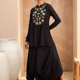 Shae by SASSAFRAS Floral Embroidered Sequinned A-Line Kurti with Dhoti Pant-picture-27