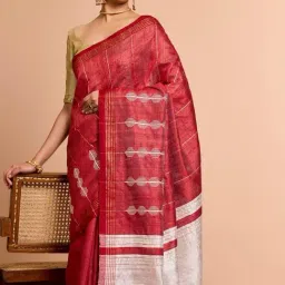 Taneira Red Silk Striped Saree With Unstitched Blouse image 4