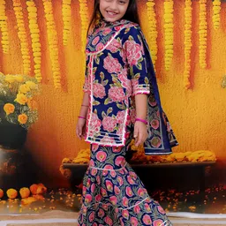 BownBee Floral Printed Pure Cotton Gotta Patti Kurta With Sharara & Dupatta image 2