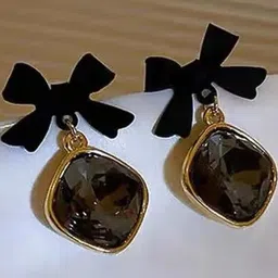 ONUYX Oval Drop Earrings-picture-45