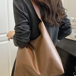 StyleCast x Revolte PU Oversized Structured Tote Bag image 5