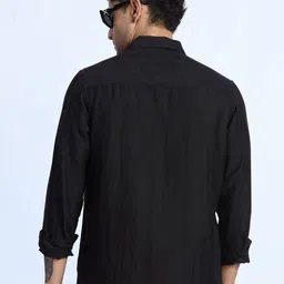 XKIND Men Textured Spread Collar Casual Shirt image 4