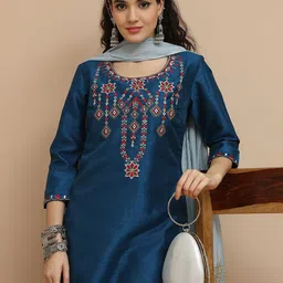 Tulsattva Women Floral Embroidered Thread Work Kurta with Trousers & Dupatta image 5