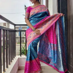 VILLE FASHION Ethnic Motifs Woven Design Zari Saree-picture-31