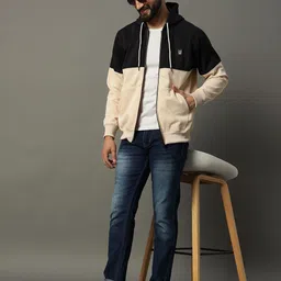 STELVIN Men Colourblocked Sweatshirt image 5