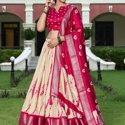 LOOKNBOOK ART Printed Ready to Wear Lehenga & Unstitched Blouse With Dupatta-picture-24