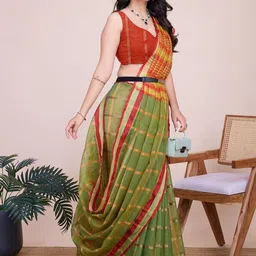 kalini Green Soft Cotton Saree With Zari Lace Border And Contrast Blouse image 4