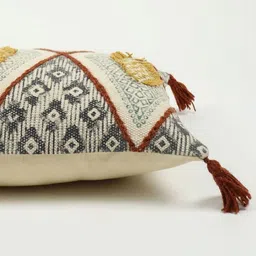 Art Avenue Green & Brown Geometric Rectangle Cushion Covers image 5