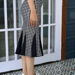 BAESD Checked A-Line Skirt image 4