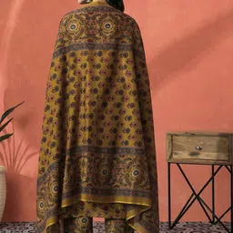Sangria Floral Printed V-Neck Beaded Pure Cotton Straight Kurta With Trouser And Dupatta image 2