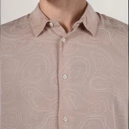 Celio Men Classic Spread Collar Abstract Printed Linen Casual Shirt image 3