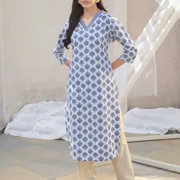 Stylum Ethnic Motifs Printed V-Neck Pure Cotton Straight Kurta-image-84