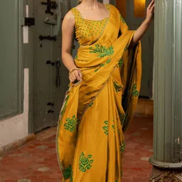 KALINI Floral Printed Saree image 4