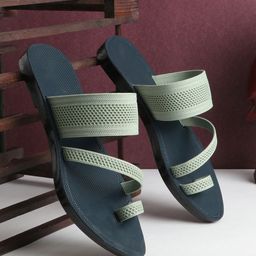 SCHOOZI Women Textured One Toe Flats-picture-9