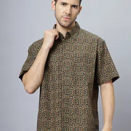 The Roadster Lifestyle Co. Men Abstract Printed Cotton Relaxed Fit Casual Shirt-picture-35