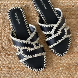 IMPERFECTO Women Textured Round Toe Open Toe Flats image 4