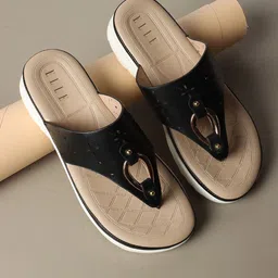 ELLE Women Open Toe Flats image 4