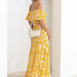 all about you Floral Print Off-Shoulder Maxi Dress image 4