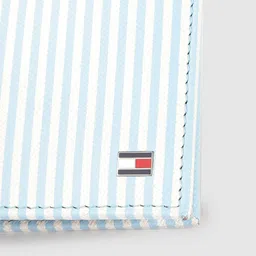 Tommy Hilfiger Men White Floral Printed Cut Work Leather Two Fold Wallet image 5