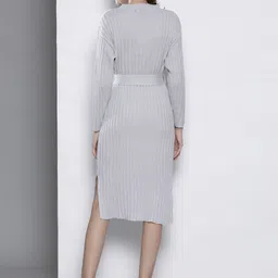 Boohoo Self-Striped Slit Detail Midi Sweater Dress with Belt image 4