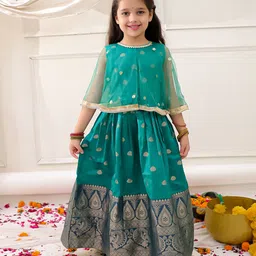 KID1 Brocade Woven Onam Theme Sleeveless Attached Cape Detailed Floral Foil Printed Pattu Gown - Green-picture-17