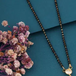 DIVASTRI Gold-Plated Artificial Beads Mangalsutra image 3