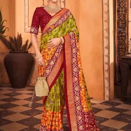 Saree Mall Green & Maroon Woven Saree With Unstitched Blouse-picture-14